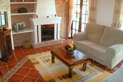 Image de Appartement contemporain avec vue panoramique mer et montagne