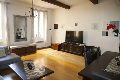 Image de Appartement climatisé de 3 chambres au coeur de la vieille ville de Nice