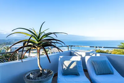Penthouse 230 M2 On The Sea    Fantastic View