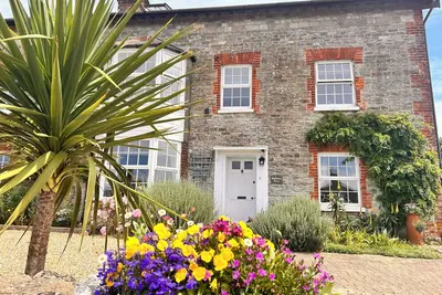 Image de Maison en pierre de caractère, vue sur la mer