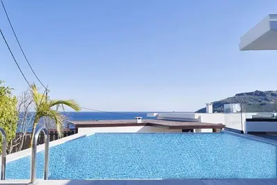 Image de Villa Tamara avec piscine privée chauffée