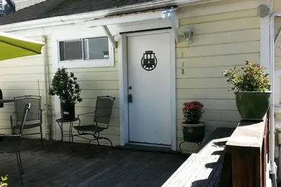 Image de \"Rosie the Riveter\" Apt w / WiFi - S. F. Région de la baie