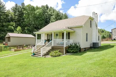 Image de Buffalo Mountain Getaway Cottage Il n'y a pas de place comme Ă la maison, sauf ici.