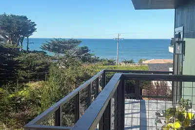 Image de Détendez-vous et profitez de la côte californienne depuis cette charmante suite privée