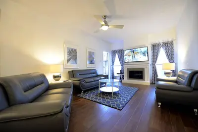 Image de 2 salles de bain complexe très grand appartement Galleria Ouest 2 Chambre de