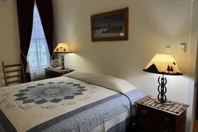 Image de Suite Coyote, hôtel historique de 1894 converti avec service de ménage quotidien