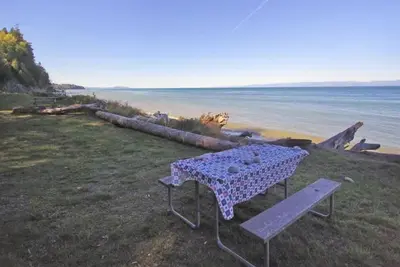 Image de Beach Tent Camping sur le détroit de Juan De Fuca (T12) - Whiskey Creek Beach