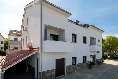 Image de Appartement confortable à Malinska près de la mer