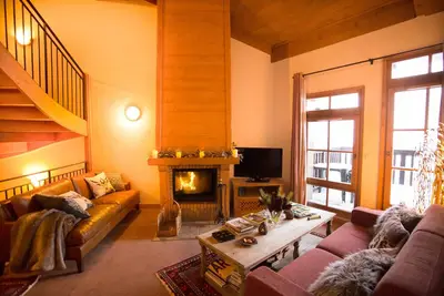 Image de Superbe Triplex Ski-In-ski-quatre chambres Chalet Appartement Ă Les Arc 1950
