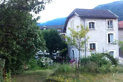 Image de T3 85m2 ds villa coecilia avec jardin 300m thermes télécabines Ax les Thermes