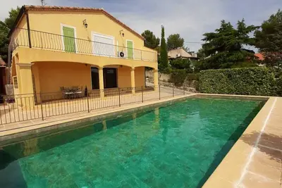 Image de Magnifique villa plein sud avec grande piscine privée