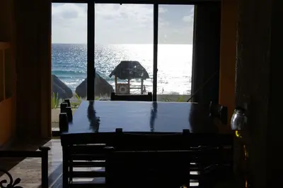 Image de RÉDUCTIONS Offertes! ! Immaculée villa mexicaine avec vue imprenable sur les Caraïbes