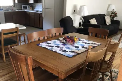 Image de Cinq chambres entièrement meublés Guesthouse à Ne Iowa pour 10 personnes