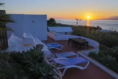 Image de Wifi Beach Front Villa Amazing Views