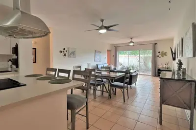 Image de # 14 Plage Apt - 3br \/ 2ba - Patio @ Jobos plage Isabela Puerto Rico