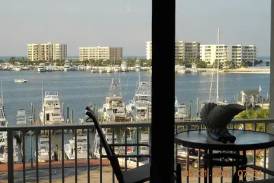 Image de Destin Harbour Boardwalk Couples Paradise