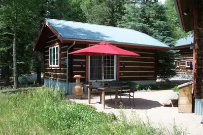 Image de Riverside Meadows Guest Cabin sur le Rio Grande - Kayak et rafting gratuits