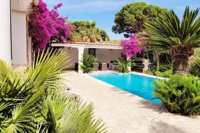 Image de Beautiful House, Private Pool, 150 M From The Sea, Air-Conditioned Golf De Saint Tropez