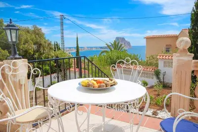 Image de Villa avec piscine privée - Mar12