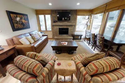 Image de Nouvelle rénovation! Tamarack Maisons de ville 31