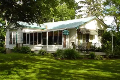 Image de Charmante maison de campagne dans un village chaleureux des Laurentides