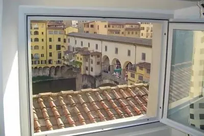 Image de Superbe suite devant le Ponte Vecchio