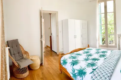Image de 2 chambres sdb privée dans notre Maison avec énorme Trampoline!