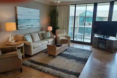 Simplement Magnifique! PROPRIÉTÉ De Location Pour La PREMIÈRE Fois! 5ème étage! ! !
