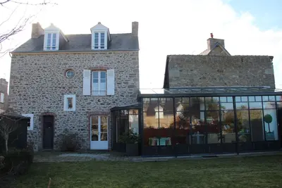 Image de Maison de charme avec prestations haut de gamme, située à 300 m des plages