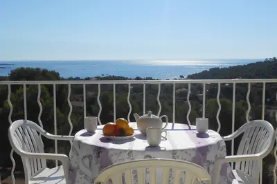 Image de Agay, Cap Esterel : magnifique vue mer, piscines, parkg, dernier étage, 3* calme
