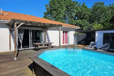 Image de Maison récente  T4 100 m2 avec piscine chauffée au calme en lisière de forêt