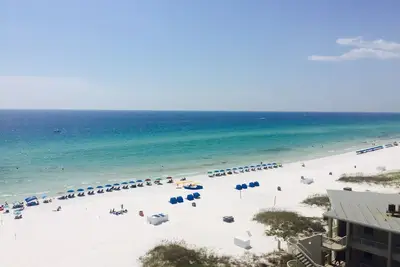 Image de Sundestin Beach Resort Beachfront, Vue Mer Exceptionnelle! !