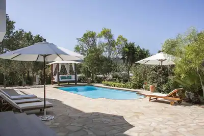Image de Marque nouvelle villa de luxe avec vue sur la mer et à pied de cala tarida