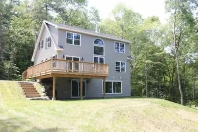 Image de Rhumb Line, très privé! Oceanfront, très bien situé à Surry, Me Sleeps 10