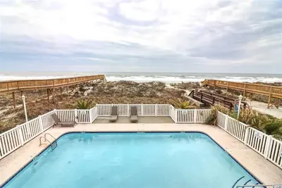 Image de Condo immaculé à Beachwalk Villas à North Myrtle Beach, Sc Cherry Grove Area