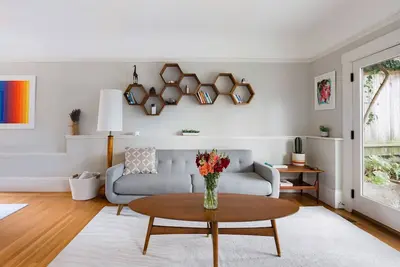 Image de Victorien moderne avec arrière-cour succulente (Noe Valley - 3bd)