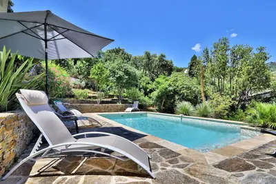 Image de Villa avec piscine, Magnifique vue sur les iles, plages a 3km