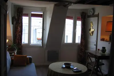 Image de Un studio trés lumineux au coeur de Paris