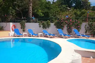 Image de Maison à Málaga Espagne, entre mer et montagne Clim. Wi-fi Piscine Bbq