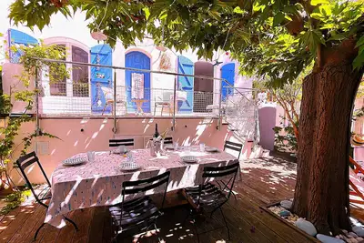 Image de Au coeur de Calvi, Maison de charme, Jardin, à 150 mètres d'une petite plage.