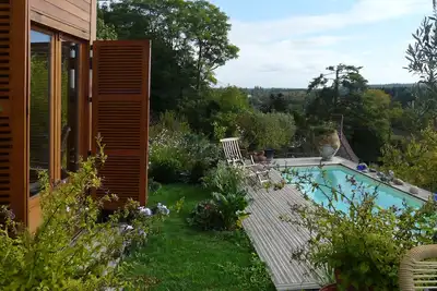 Image de Maison indépendante plein sud avec piscine privée et vue panoramique sur le Cher