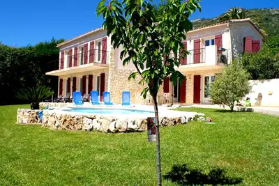 Image de 100% Cote d'Azur. Entre Monaco Nice et Cannes Magnifique Villa