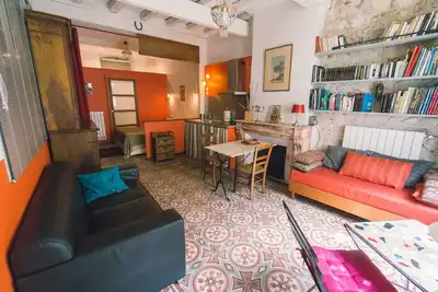 Image de Studio de charme à 2 mn des Arènes