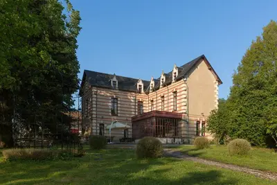 Image de Maison de maître vue sur Château privé Domaine de Brou