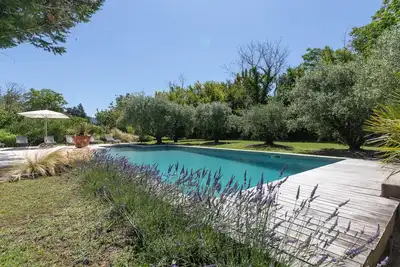 Image de Mas de Charme 400m2 sans vis à vis classé 4 étoiles Piscine privée Chauffée 6 ha