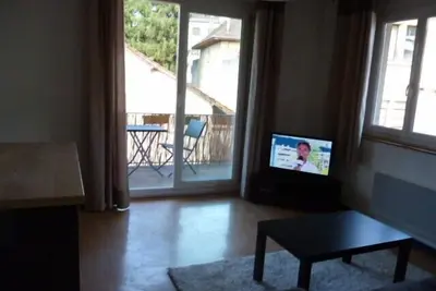 Image de Appartement, avec parking et balcon, proche de la rue piétonne