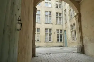 Image de Un Petit Paradis En Plein Centre Ville, Au CŒUR Du Quartier Historique