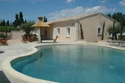 Image de Belle et confortable villa superbe piscine chauffée