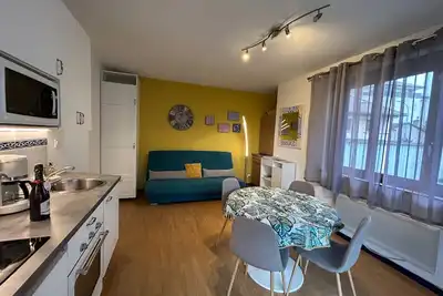 Image de Appartement lumineux avec parking  très proche des Thermes et commerces