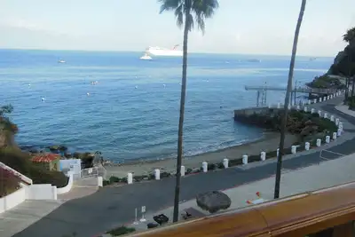 Image de HamCove BestBldg Best ViewWIFI \/ Oceanfront \/ 2018 Golfcart, Smart Tv